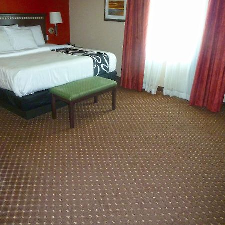 Americas Best Value Inn - Gun Barrel City Exterior photo